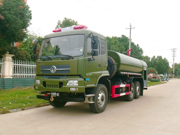 國六-六驅越野消防灑水車